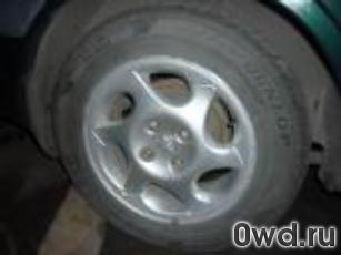 Битый автомобиль Peugeot 406